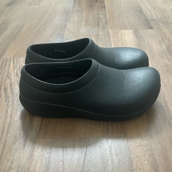 Crocs Unisex Adult Slip Resistant Clogs - Picture 1 of 5